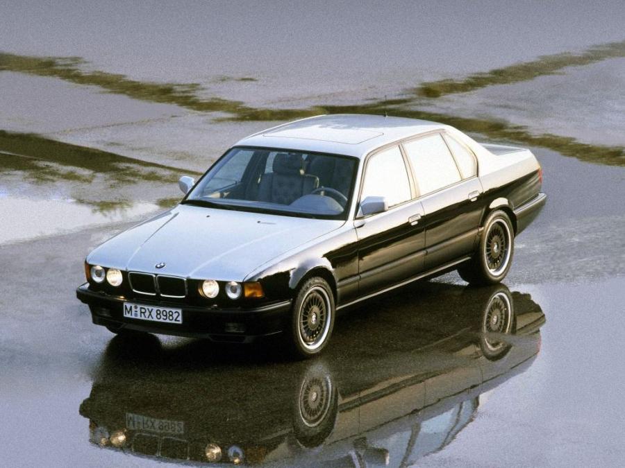  BMW 750iL by Karl Lagerfeld 1992 года  (фото 1 из 1)